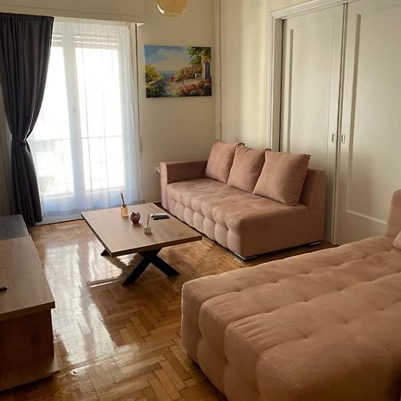Spacious Apartment Near Panormou Metro Athens Ngoại thất bức ảnh