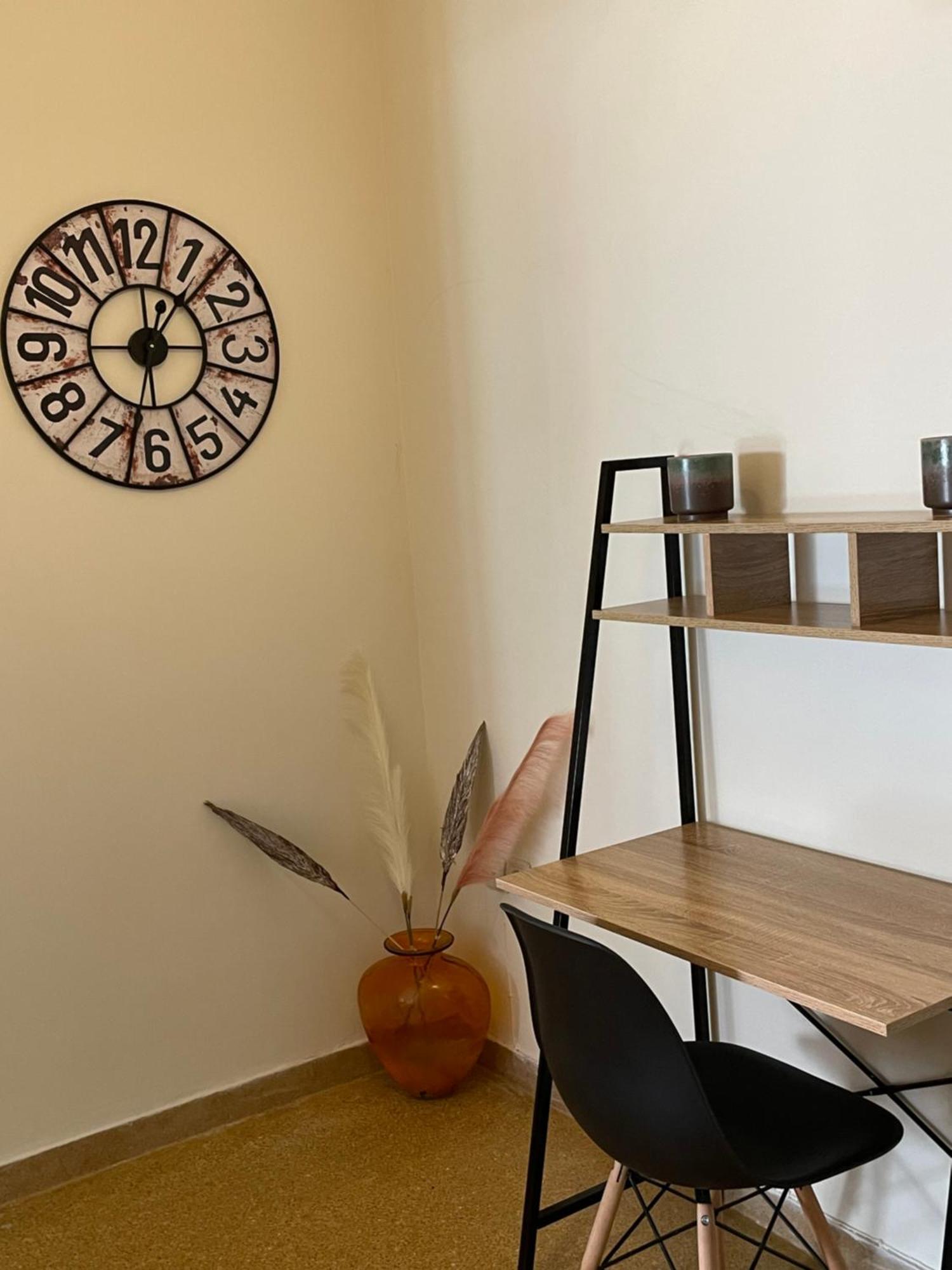 Spacious Apartment Near Panormou Metro Athens Ngoại thất bức ảnh