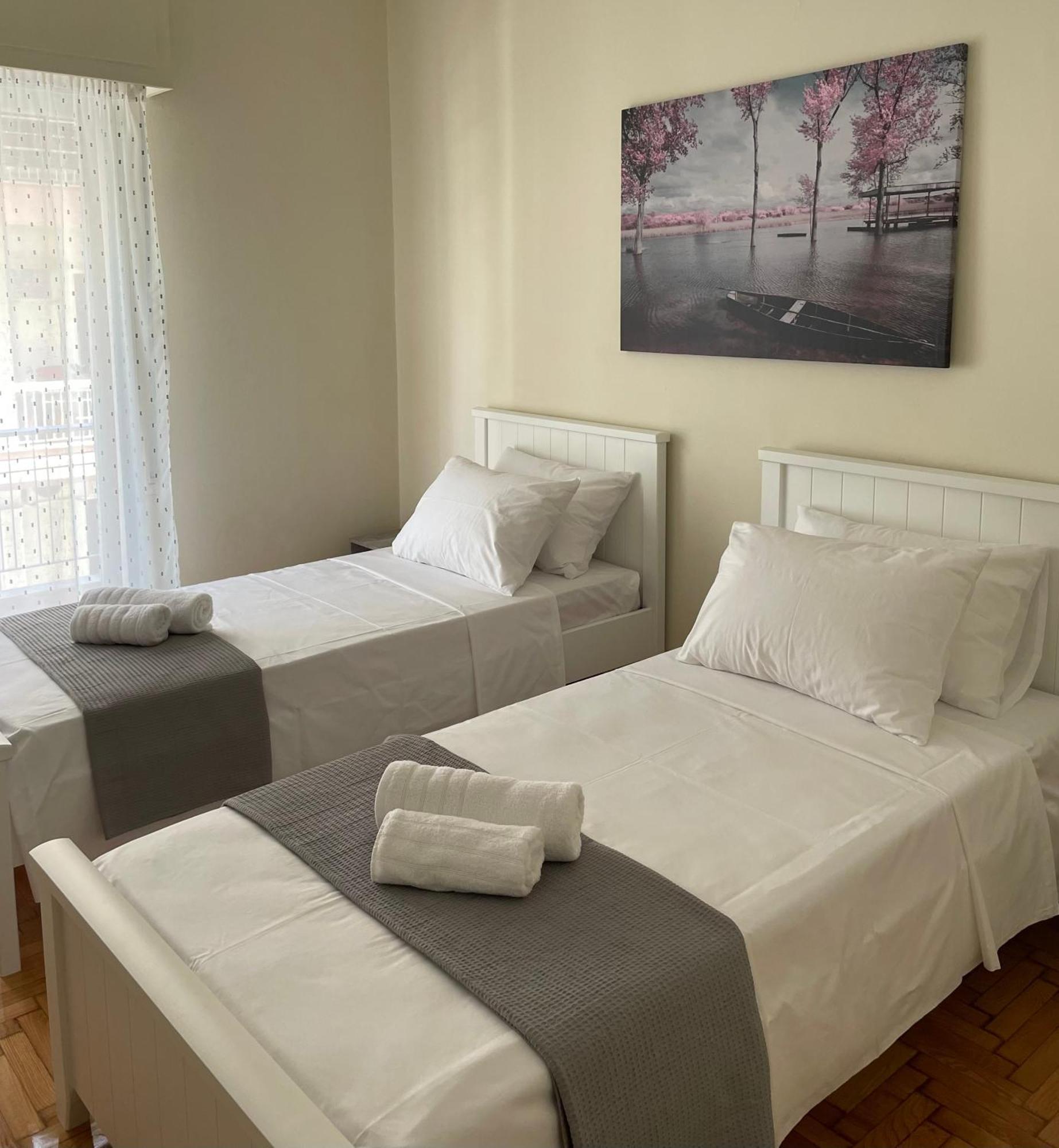 Spacious Apartment Near Panormou Metro Athens Ngoại thất bức ảnh